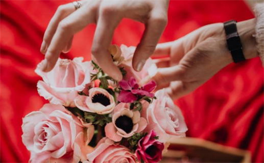 2027年农历八月廿一结婚好不好 适不适合办喜事