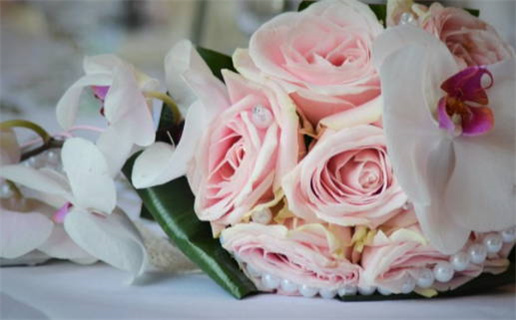 2025年12月03日结婚吉日查询 今日办喜事好不好