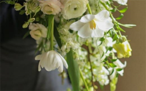 2032年农历腊月廿八结婚黄道吉日 今日办喜事好不好 2032年农历腊月廿八结婚黄道吉日 今日办喜事好不好