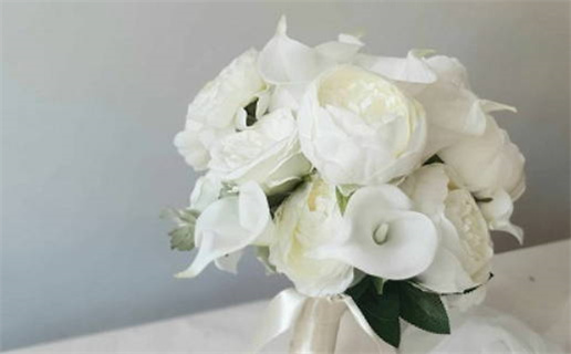 2027年04月25日领证吉日查询 今日领证好吗