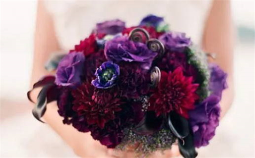 2027年农历七月初二是不是领证吉日 今日登记领证好不好