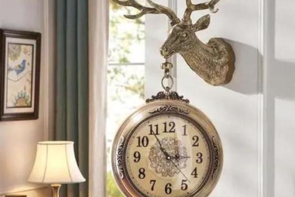 客厅钟表摆放，揭秘家居风水奥秘