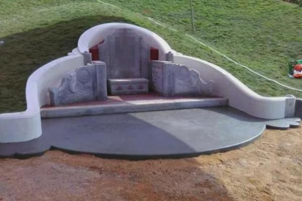 风水宝地:揭秘绝佳风水坟墓,财运亨通福泽后世 风水宝地:揭秘绝佳风水坟墓,财运亨通福泽后世